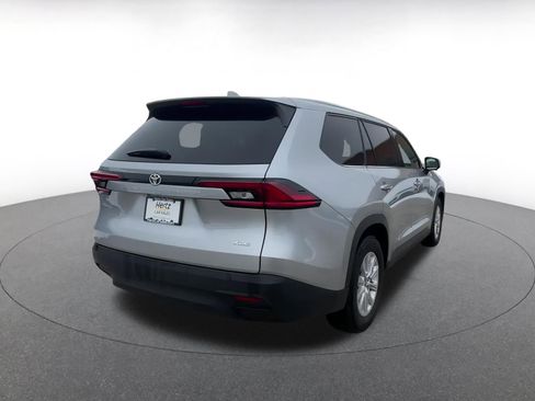 Used 2025 Toyota Grand Highlander FWD image 14