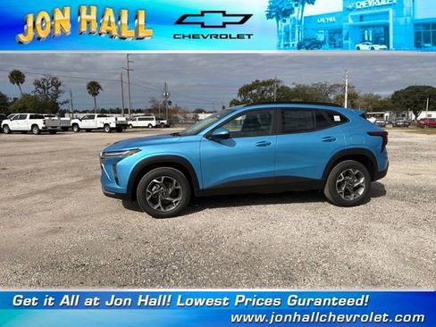 New 2026 Chevrolet Trax LT w/ Driver Confidence Package image 4