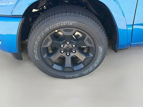 New 2026 RAM 1500 4x4 Crew Cab image 33