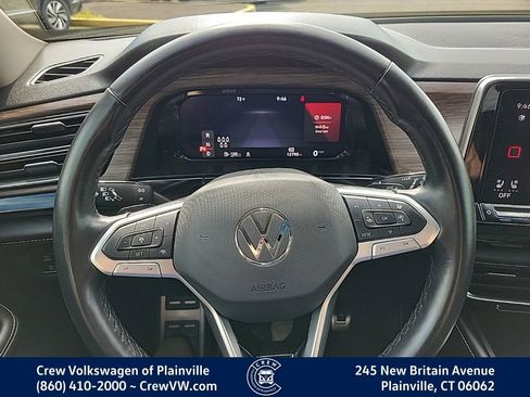 Certified 2024 Volkswagen Atlas SEL Premium R-Line AWD/4WD image 5