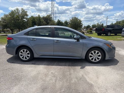 Used 2024 Toyota Corolla LE FWD image 6
