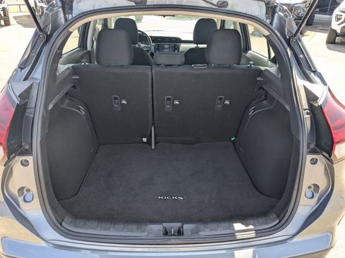 Used 2024 Nissan Kicks SV image 38
