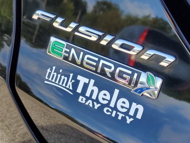 Used 2017 Ford Fusion Energi SE FWD image 32