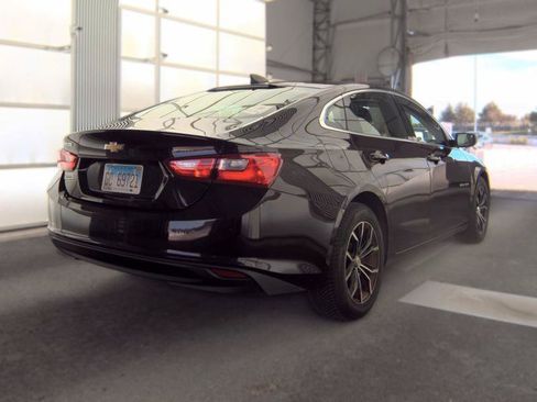 Used 2020 Chevrolet Malibu LS FWD image 4
