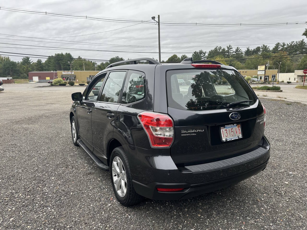Used 2016 Subaru Forester 2.5i w/ Alloy Wheel Package AWD/4WD image 9