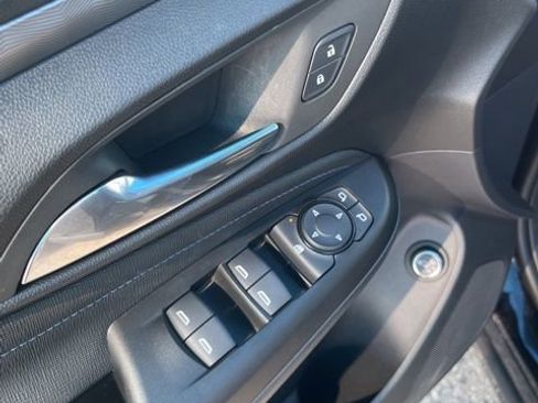 Used 2026 Buick Envista Sport Touring w/ Convenience I Package FWD image 12