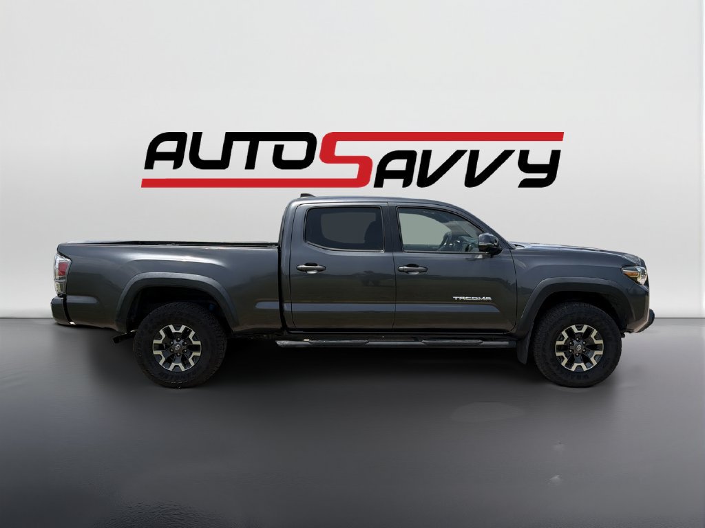 Used 2023 Toyota Tacoma TRD Off-Road w/ TRD Premium Off Road Package AWD/4WD image 4