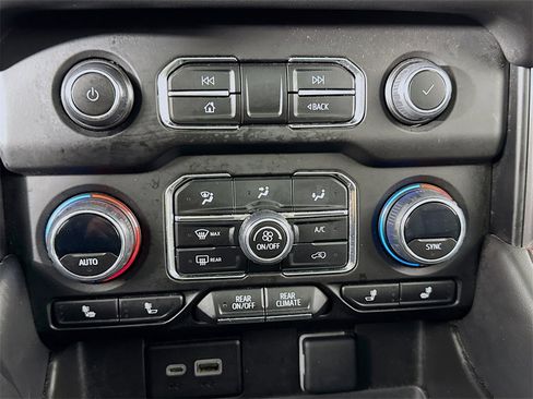 Used 2023 Chevrolet Tahoe RST image 18