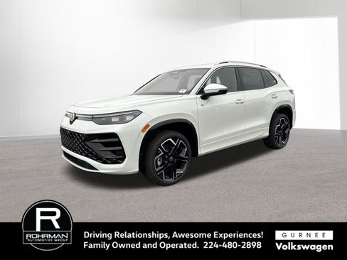 New 2026 Volkswagen Tiguan SEL R-Line image 4