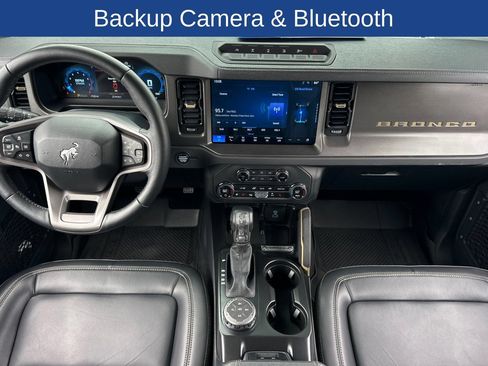 Certified 2025 Ford Bronco Badlands AWD/4WD image 17