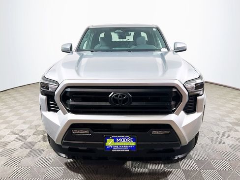 New 2026 Toyota Tacoma SR5 AWD/4WD image 3