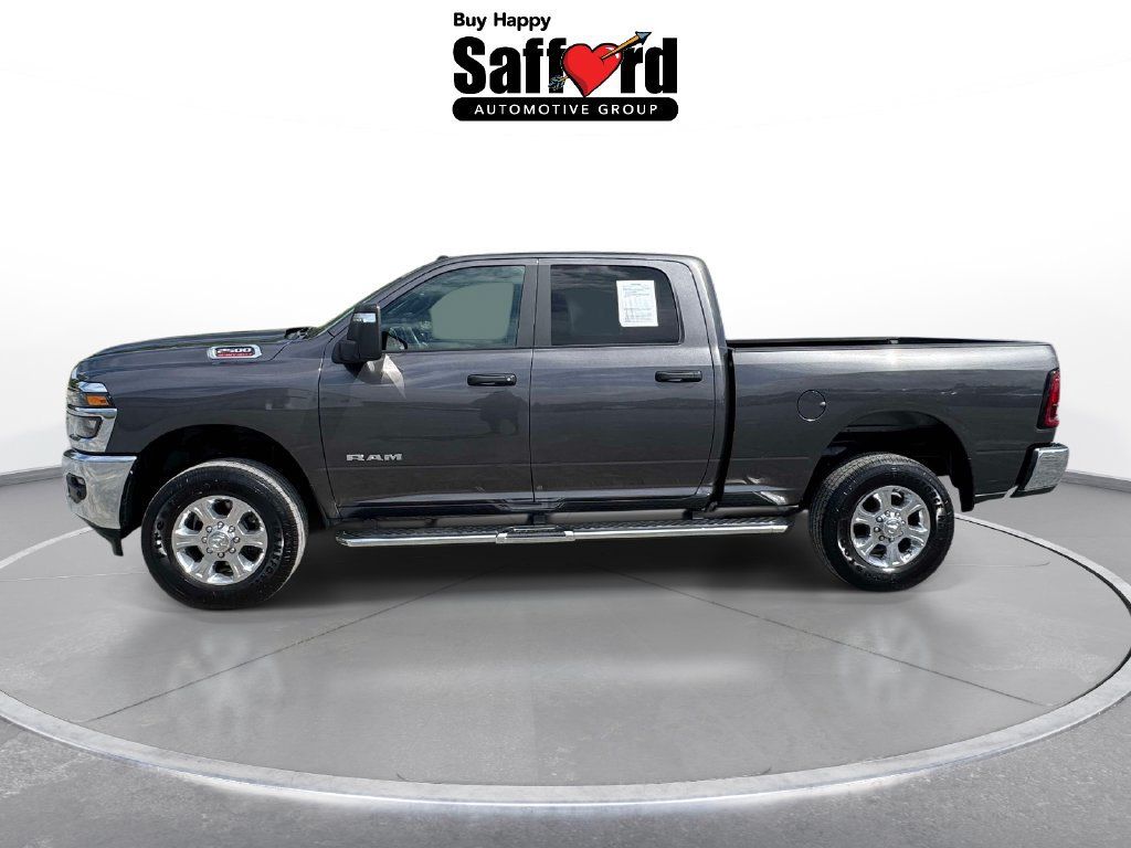 Used 2025 RAM 2500 Big Horn AWD/4WD image 4