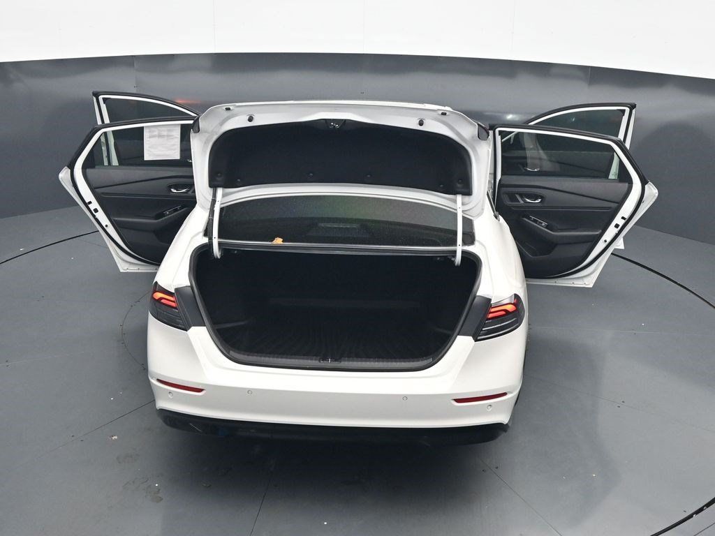 Used 2024 Honda Accord Touring image 40