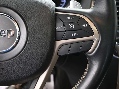 Used 2015 Jeep Grand Cherokee Overland AWD/4WD image 42