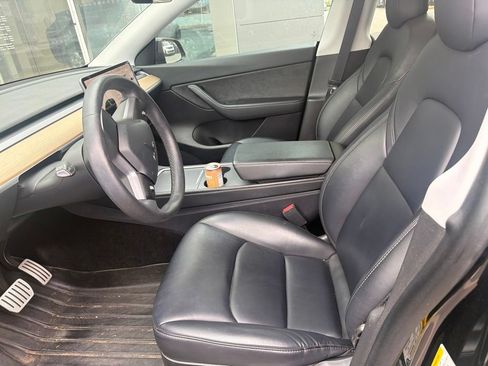 Used 2021 Tesla Model Y Performance AWD/4WD image 10