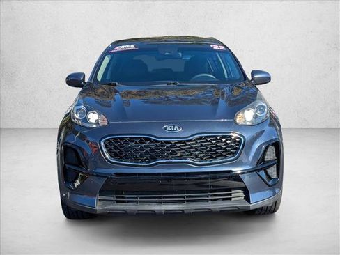 Used 2022 Kia Sportage LX image 2