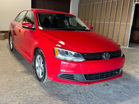 Used 2013 Volkswagen Jetta TDI image 3