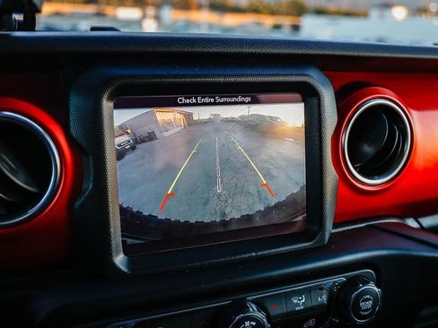 Used 2019 Jeep Wrangler Rubicon image 25