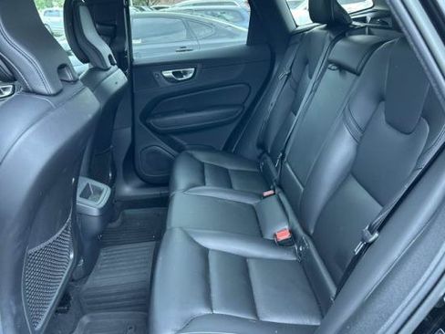Used 2023 Volvo XC60 B5 Core w/ Climate Package AWD/4WD image 10