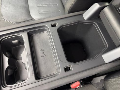 Used 2020 Land Rover Defender 110 SE image 67