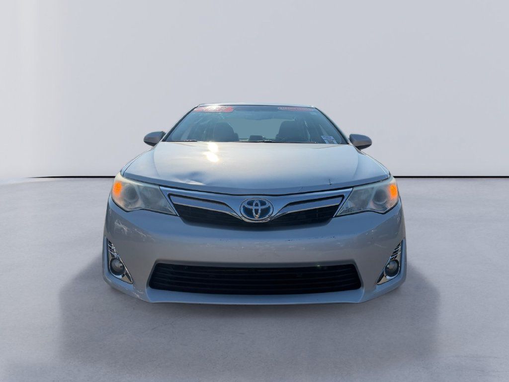 Used 2012 Toyota Camry XLE w/ Leather Pkg FWD image 8