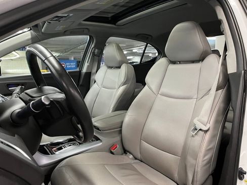 Used 2015 Acura TLX V6 SH-AWD w/ Technology Pkg image 16