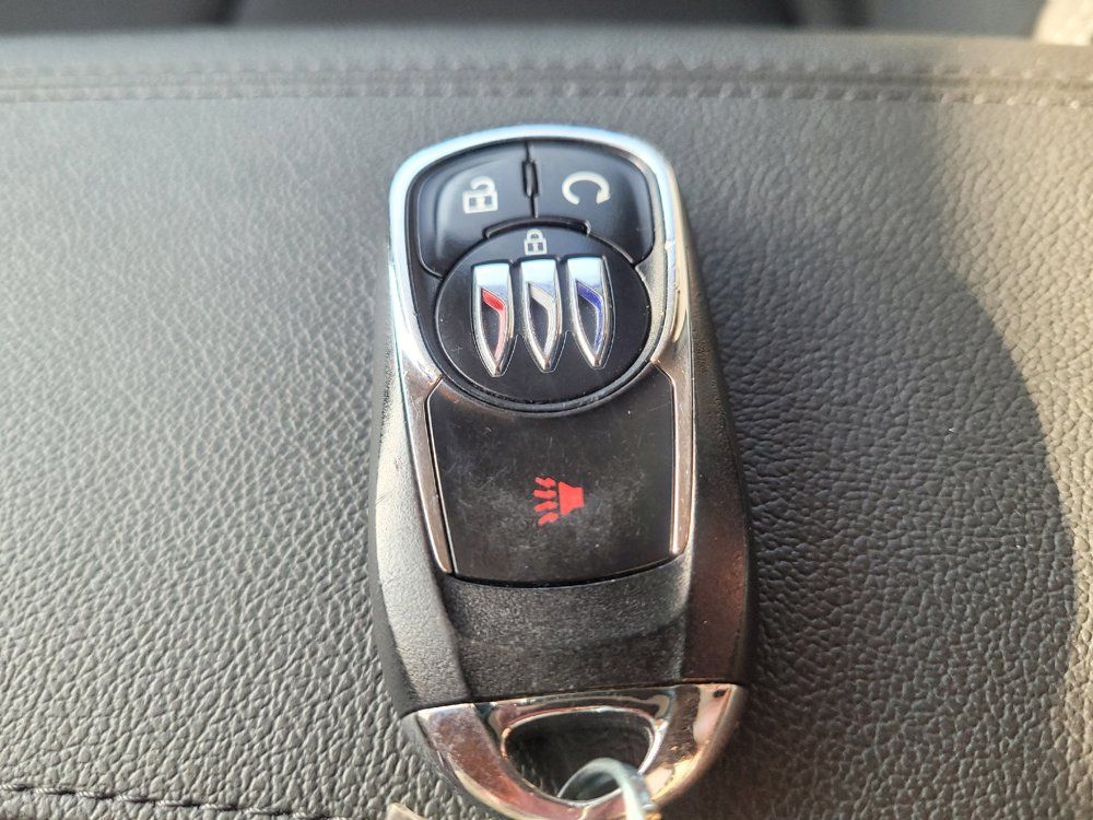 Used 2025 Buick Encore GX Preferred FWD image 32