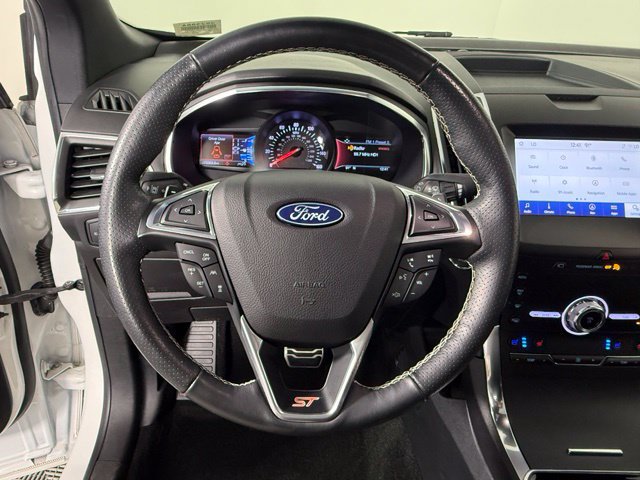 Used 2020 Ford Edge ST w/ Equipment Group 401A AWD/4WD image 17