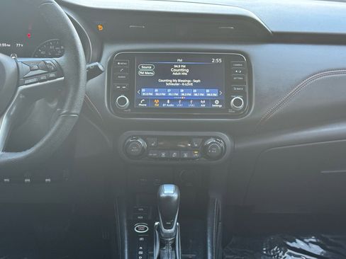 Used 2021 Nissan Kicks SR w/ SR Premium Package image 24