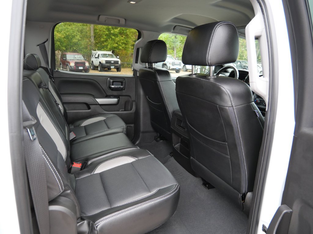 Used 2018 Chevrolet Silverado 1500 LT w/ All Star Edition AWD/4WD image 13