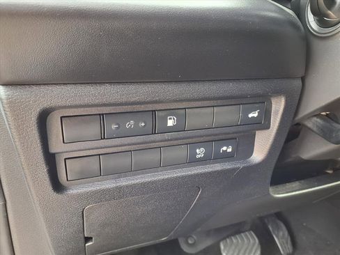 Used 2024 Mitsubishi Outlander SE image 23