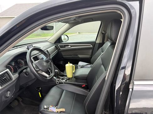 Used 2021 Volkswagen Atlas SE w/ Panoramic Sunroof Package AWD/4WD image 13