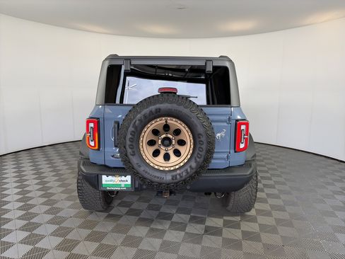 Used 2024 Ford Bronco Badlands AWD/4WD image 9