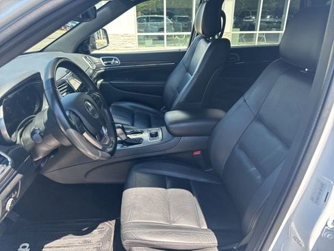 Used 2022 Jeep Grand Cherokee Limited AWD/4WD image 15
