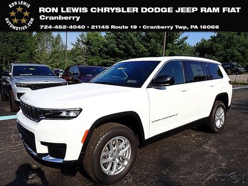 New 2025 Jeep Grand Cherokee L Laredo image 1