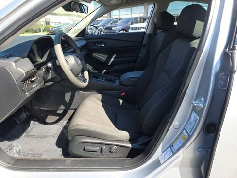 Used 2024 Honda Accord EX image 12