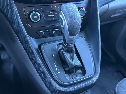 Used 2023 Ford Transit Connect XL image 19