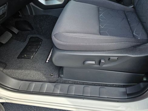 New 2026 Nissan Frontier SV w/ SV Convenience Package image 14