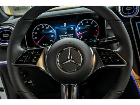 New 2026 Mercedes-Benz GLC 300 4MATIC image 12