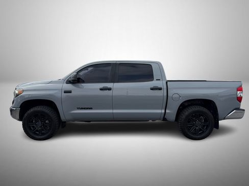 Used 2020 Toyota Tundra SR5 w/ SR5 Upgrade Package AWD/4WD image 5