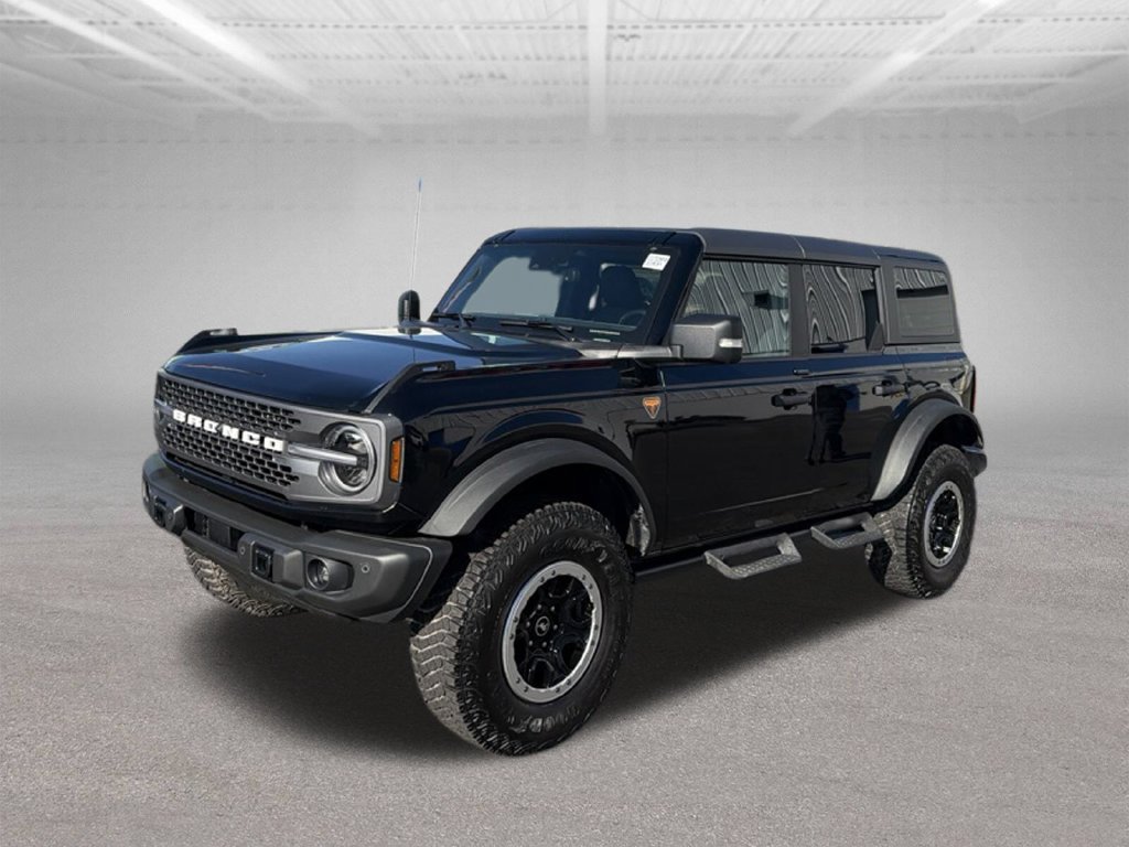 Used 2023 Ford Bronco Badlands w/ Sasquatch Package AWD/4WD image 4