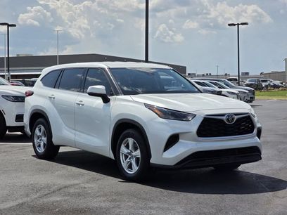 Used 2022 Toyota Highlander L