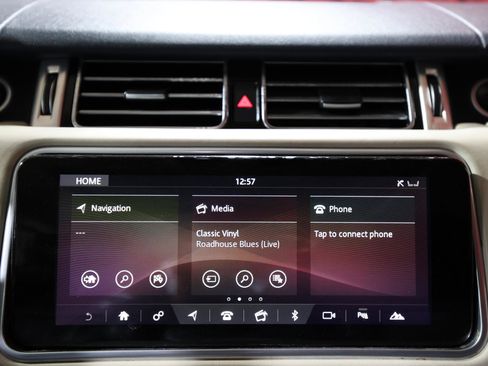 Used 2020 Land Rover Range Rover HSE AWD/4WD image 18