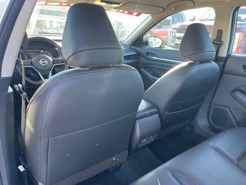 Used 2024 Nissan Altima 2.5 SR image 24