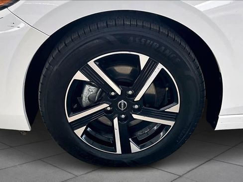 Certified 2024 Nissan Sentra SV image 11