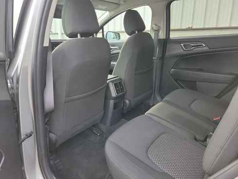 Used 2024 Kia Sportage LX FWD image 15