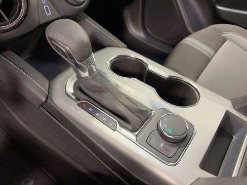 Used 2025 Chevrolet Blazer LT image 17