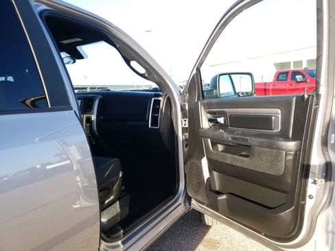 Used 2024 RAM 1500 Classic Warlock image 18