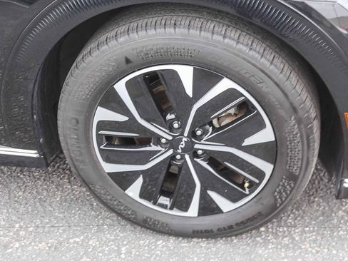 Used 2024 Kia EV6 Wind w/ Wind Technology Package RWD image 13