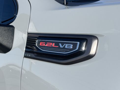 Used 2024 GMC Sierra 1500 AT4X w/ AT4X AEV Edition AWD/4WD image 9